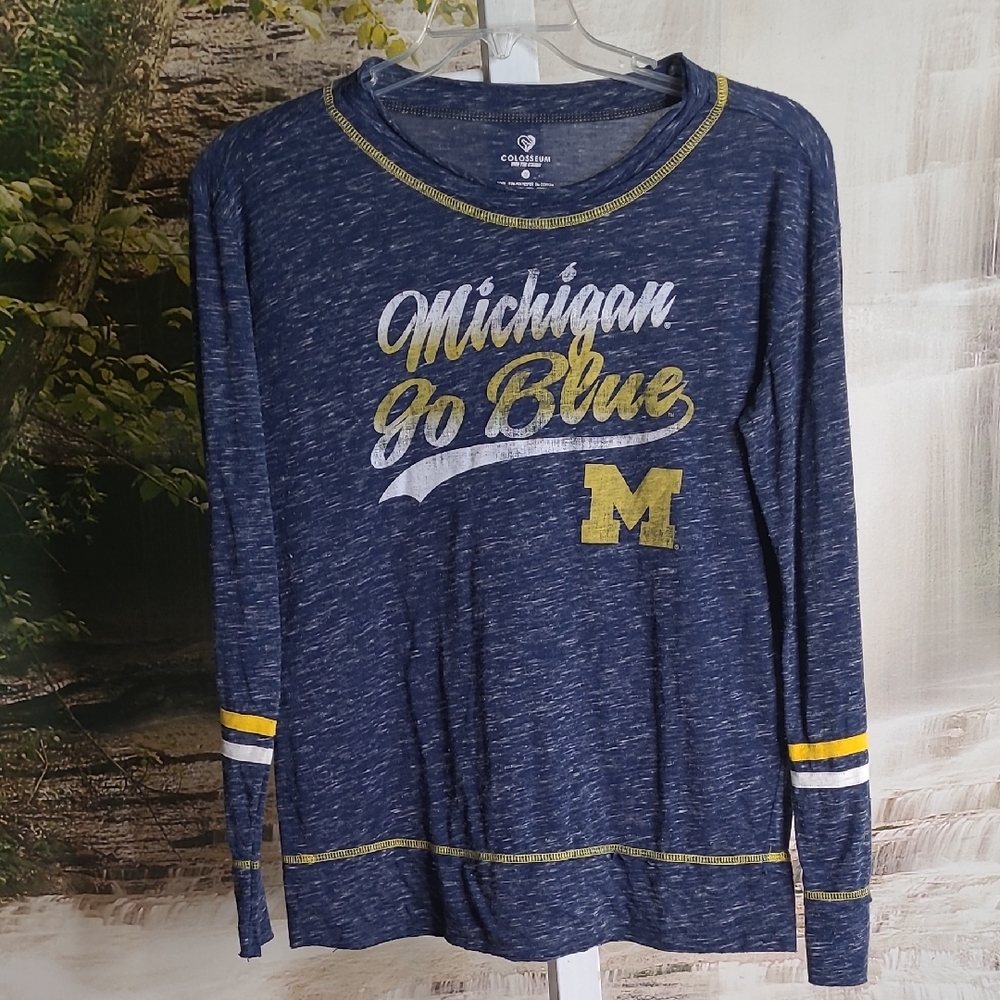Colosseum Womens Small Michigan Go Blue Long Sleeve Shirt